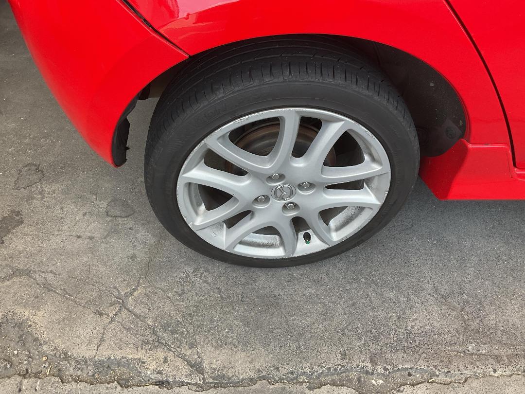 Photo '13' of Mazda Mazda2 Sport Photo '13' of Mazda Mazda2 Sport