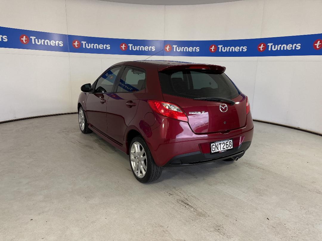 Photo '5' of Mazda Mazda2