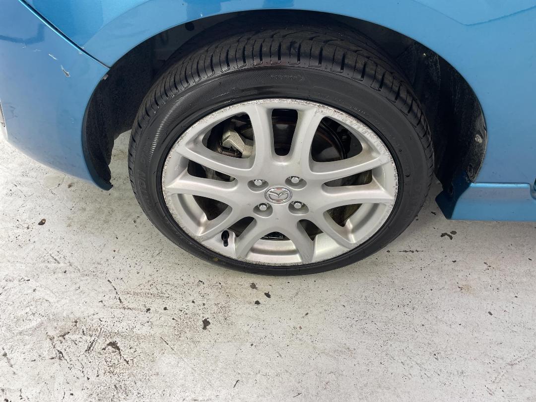 Photo '10' of Mazda Mazda2