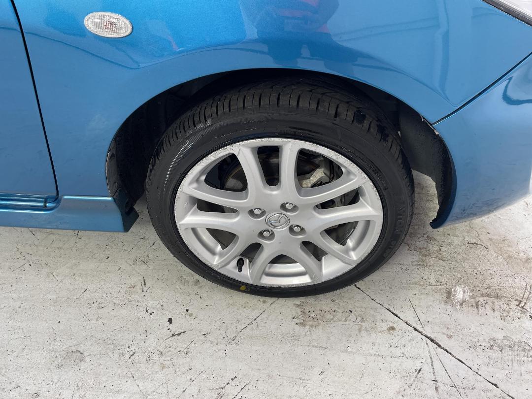 Photo '9' of Mazda Mazda2