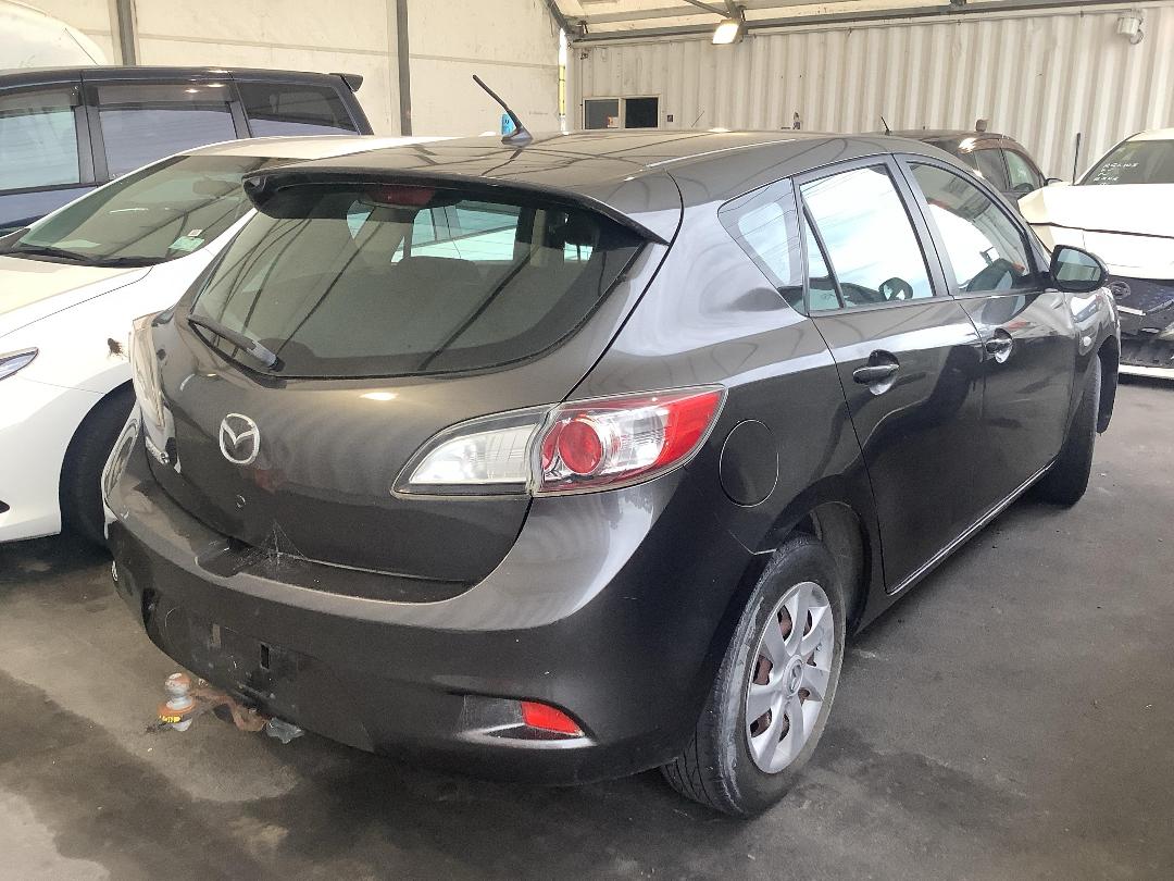 Photo '3' of Mazda Mazda3 GLX Photo '3' of Mazda Mazda3 GLX