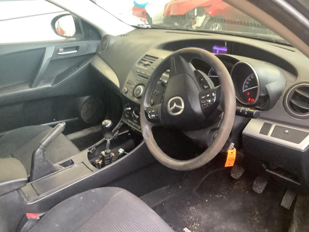 Photo '9' of Mazda Mazda3 GLX Photo '9' of Mazda Mazda3 GLX