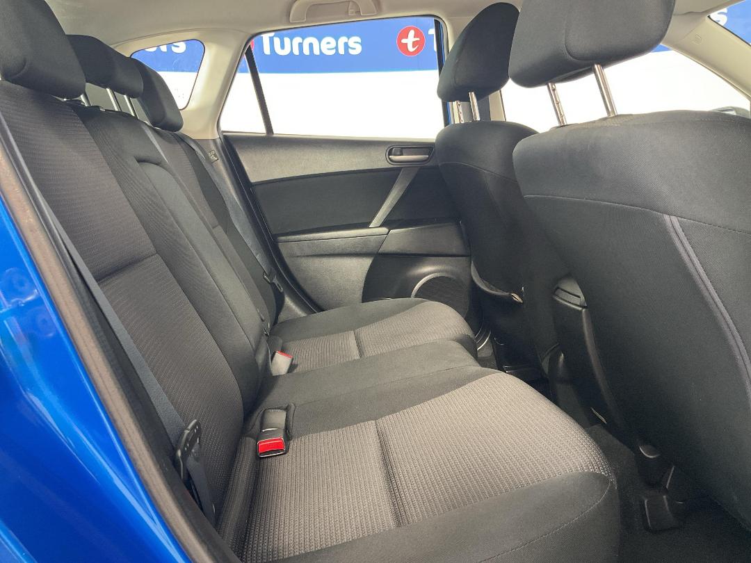 Photo '20' of Mazda Mazda3