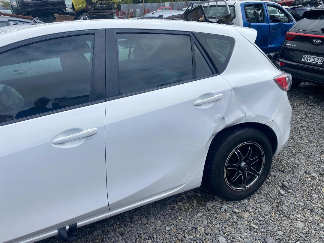 Photo '3' of Mazda Mazda3 GLX