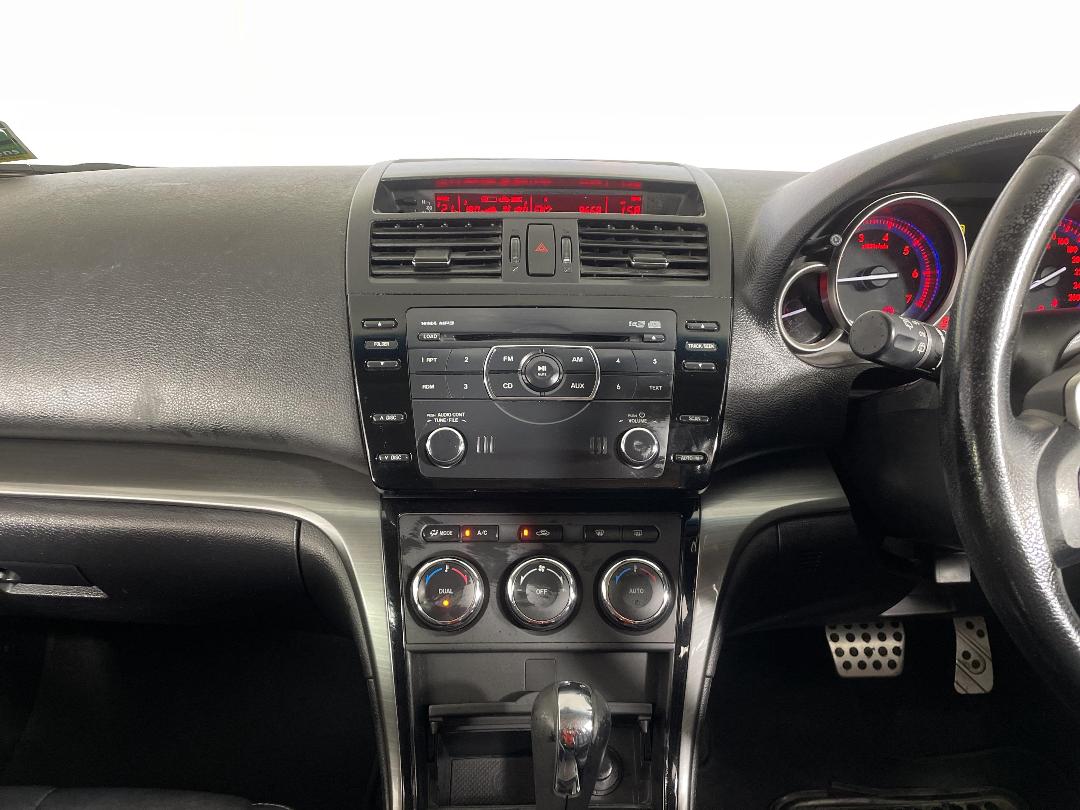 Photo '18' of Mazda Mazda6