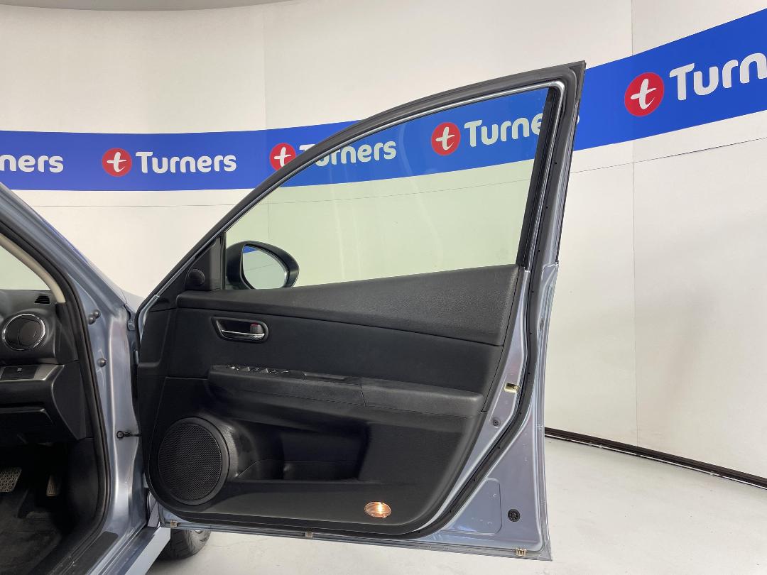 Photo '15' of Mazda Mazda6