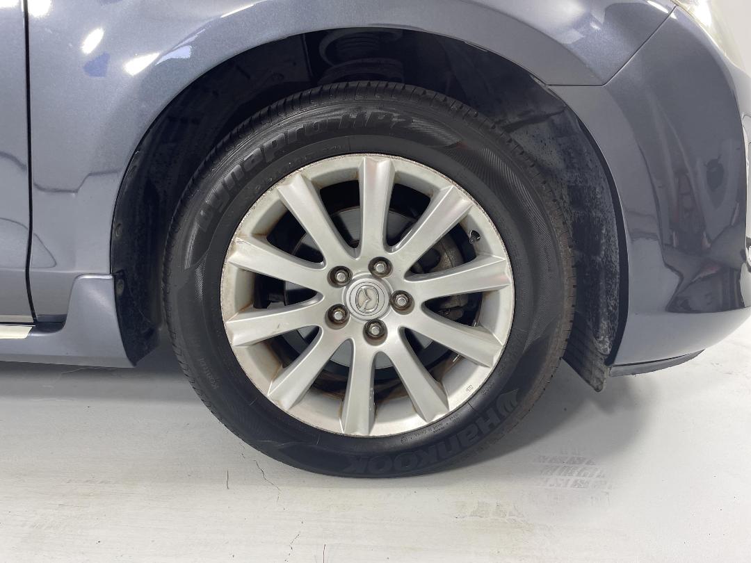 Photo '9' of Mazda MPV