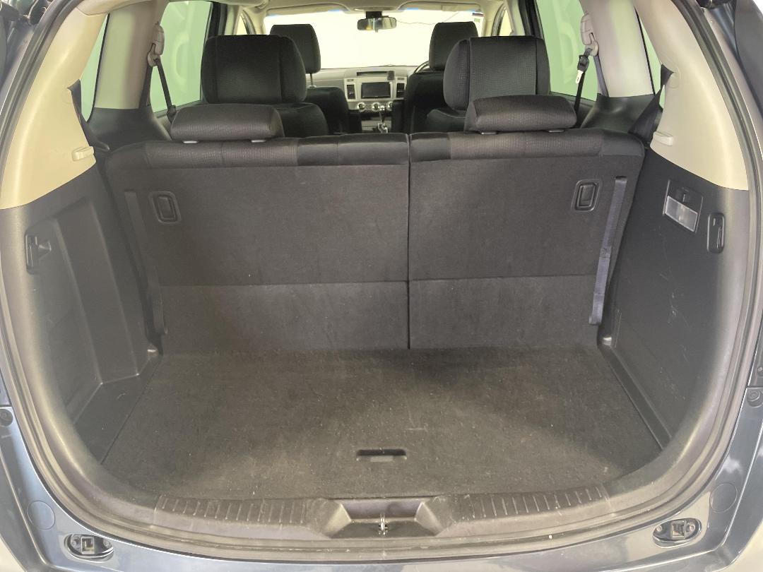 Photo '14' of Mazda MPV