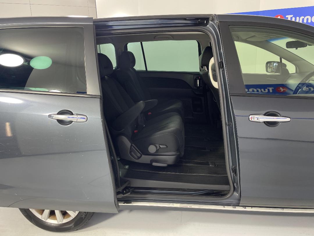 Photo '19' of Mazda MPV