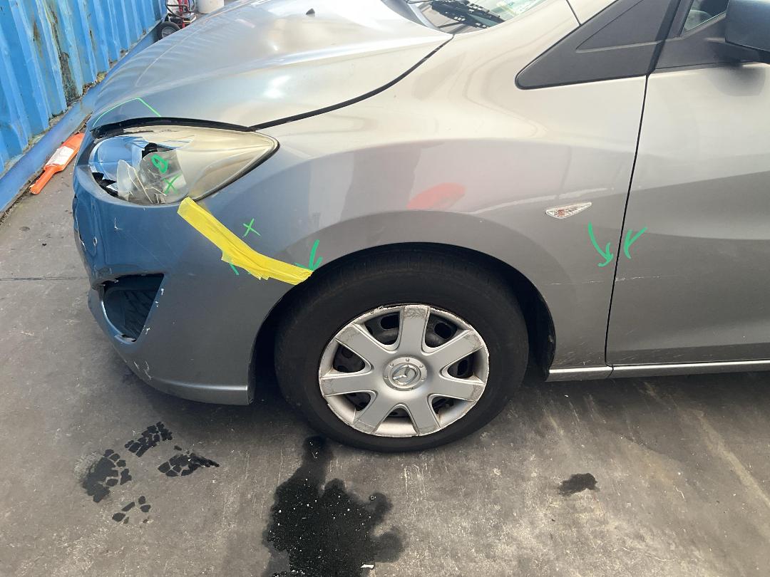 Photo '6' of Mazda Premacy