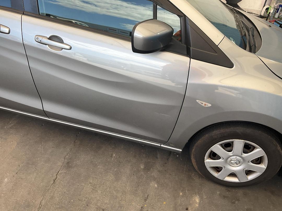 Photo '3' of Mazda Premacy