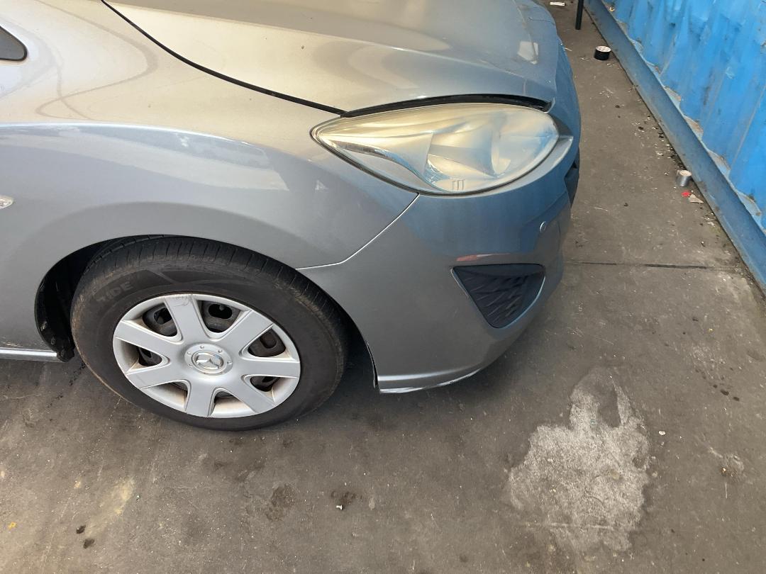 Photo '4' of Mazda Premacy