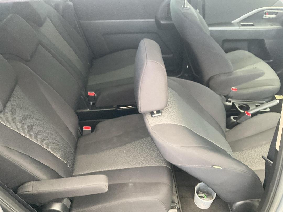 Photo '22' of Mazda Premacy