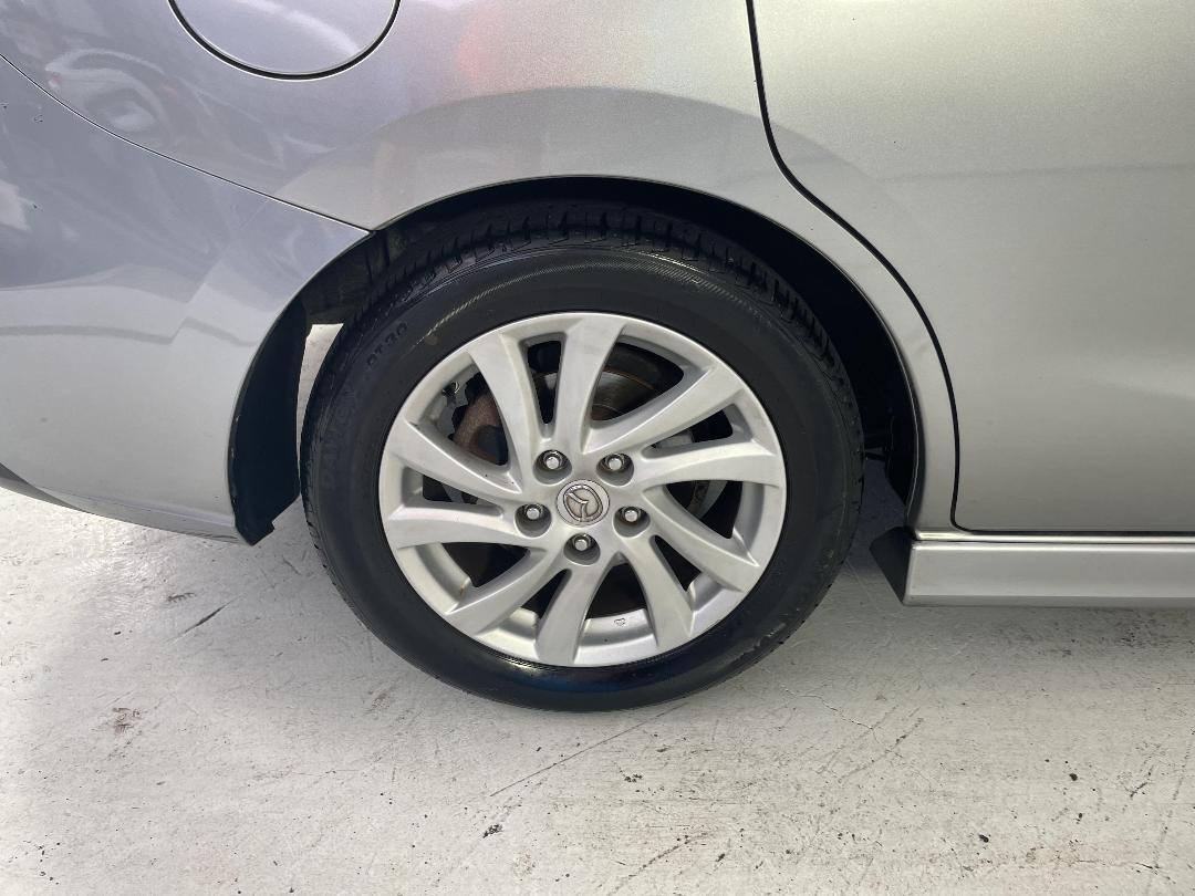 Photo '12' of Mazda Premacy