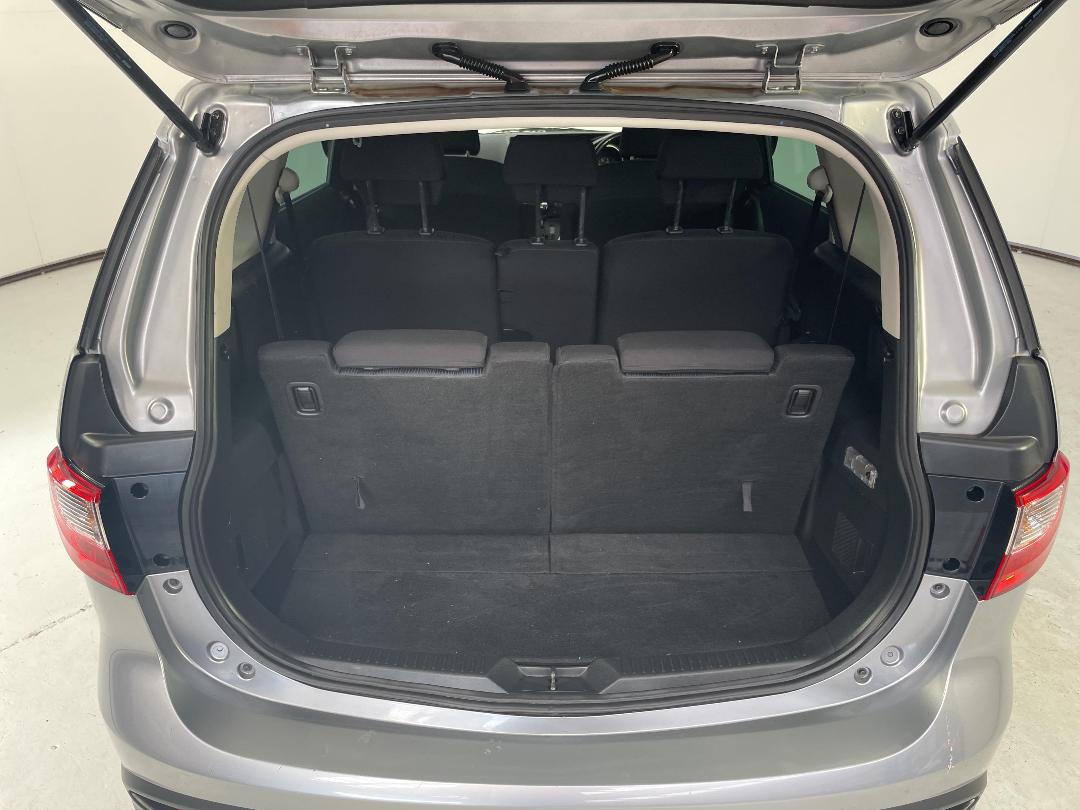 Photo '14' of Mazda Premacy