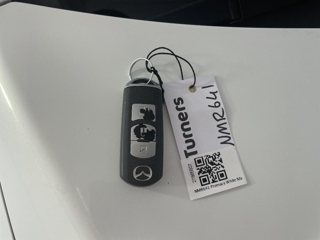 Photo '21' of Mazda Premacy