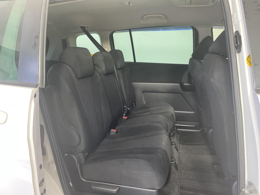 Photo '19' of Mazda Premacy