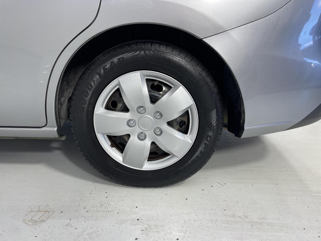 Photo '11' of Mazda Premacy