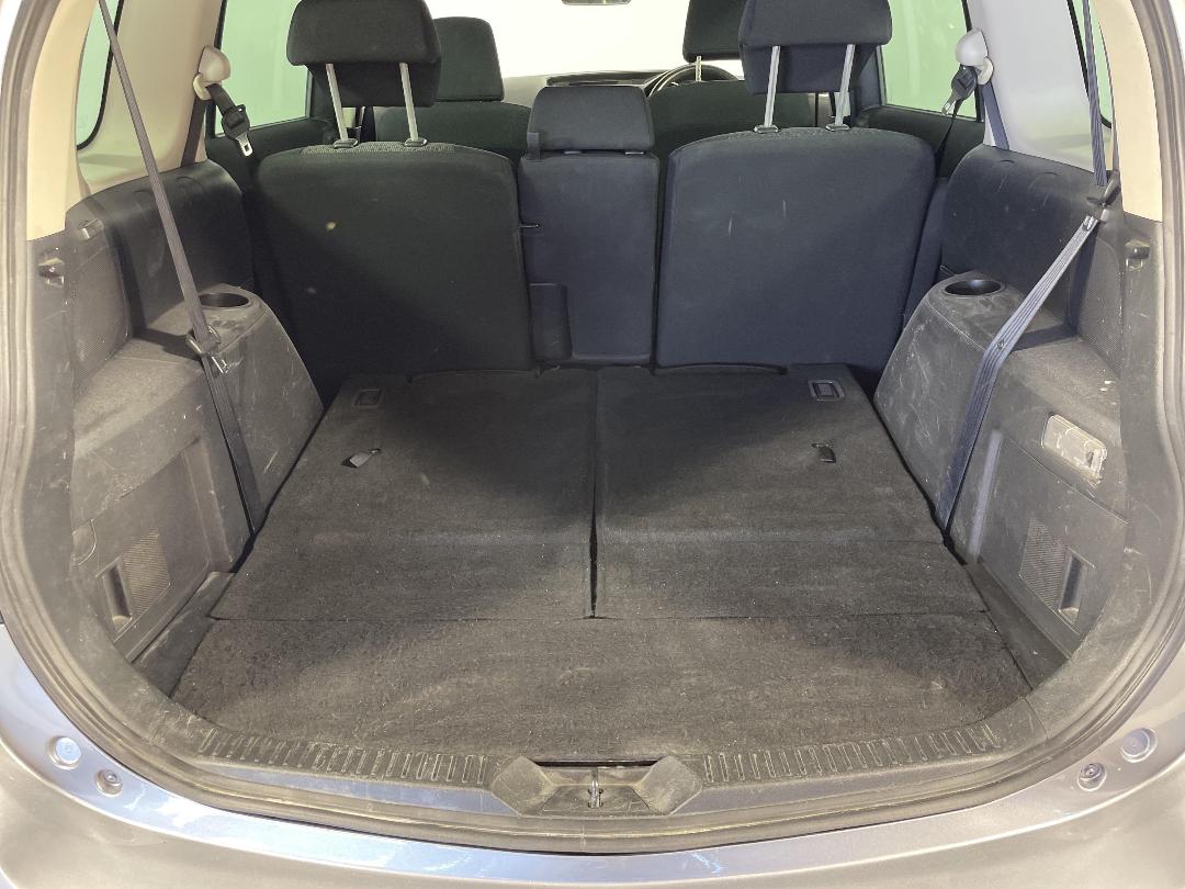 Photo '14' of Mazda Premacy