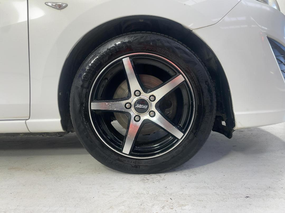 Photo '9' of Mazda Premacy