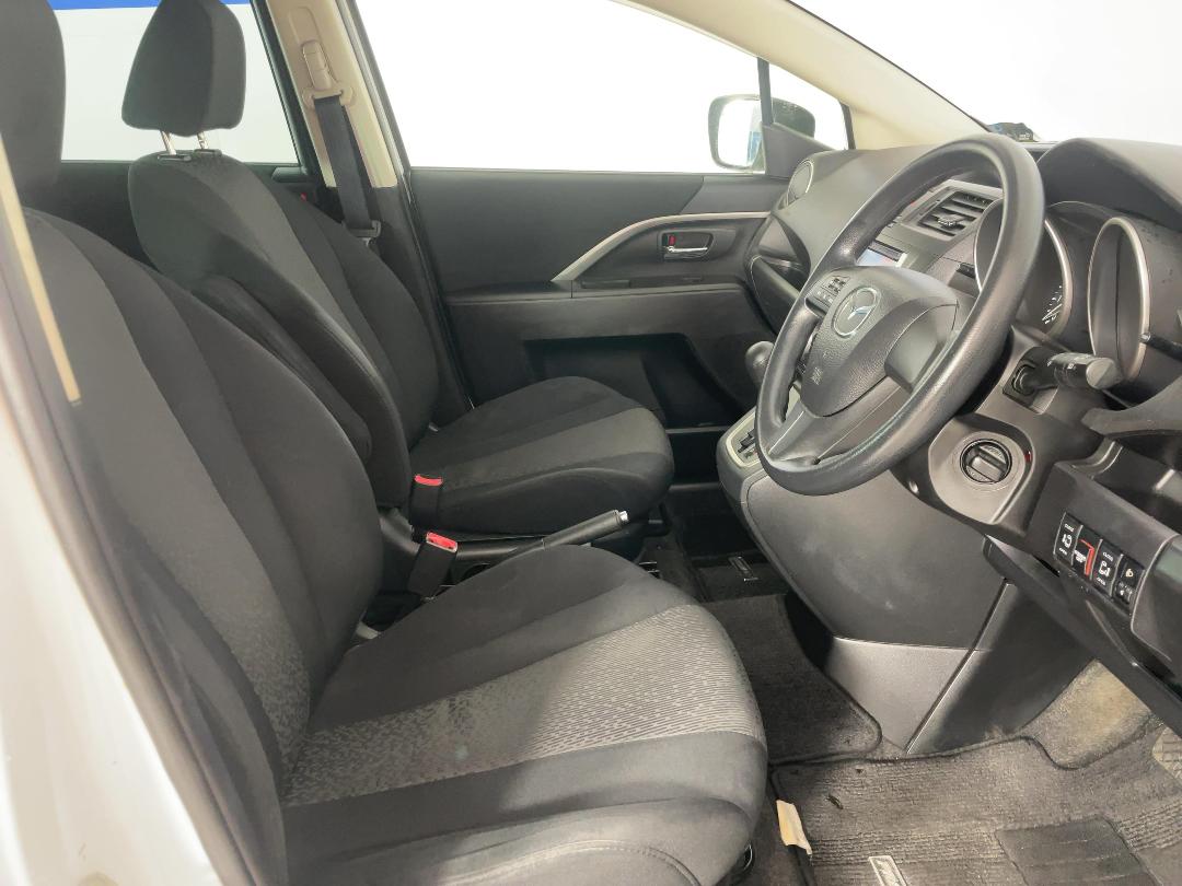 Photo '16' of Mazda Premacy