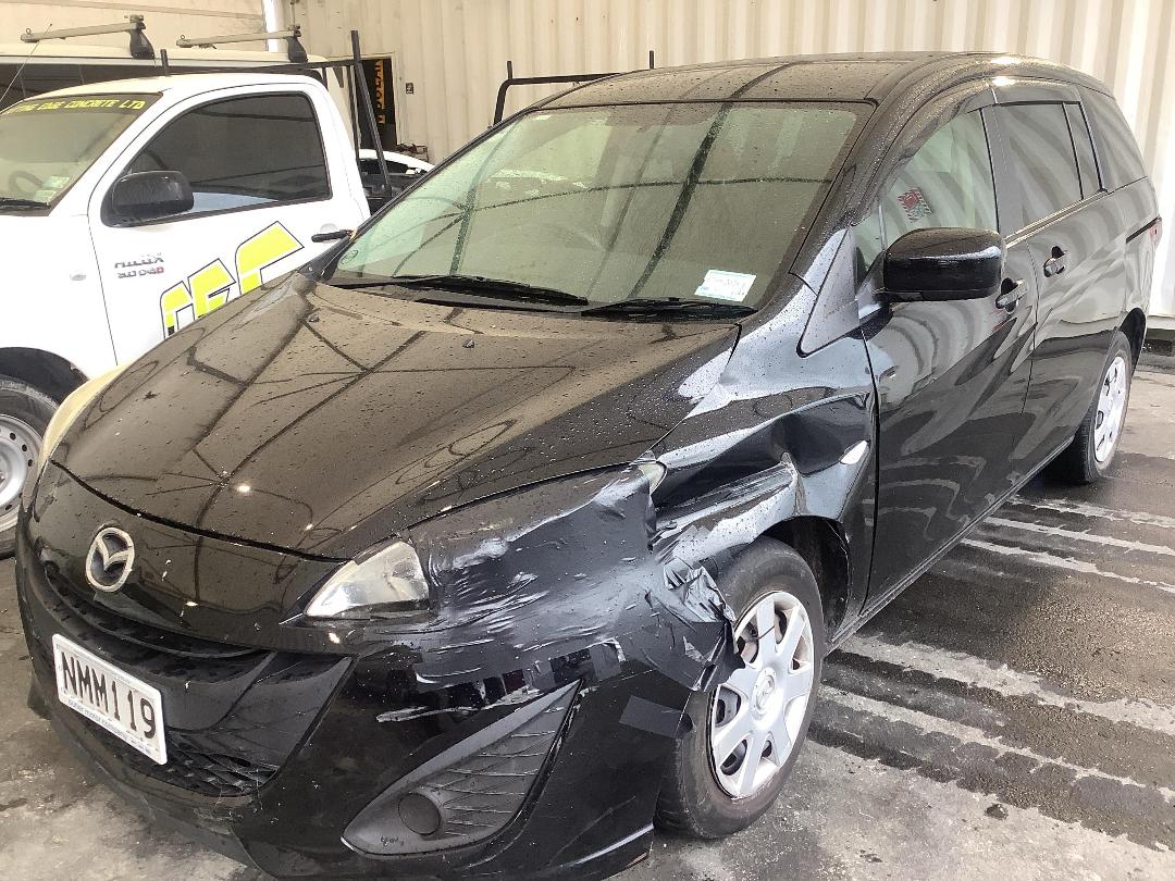 Photo '2' of Mazda Premacy