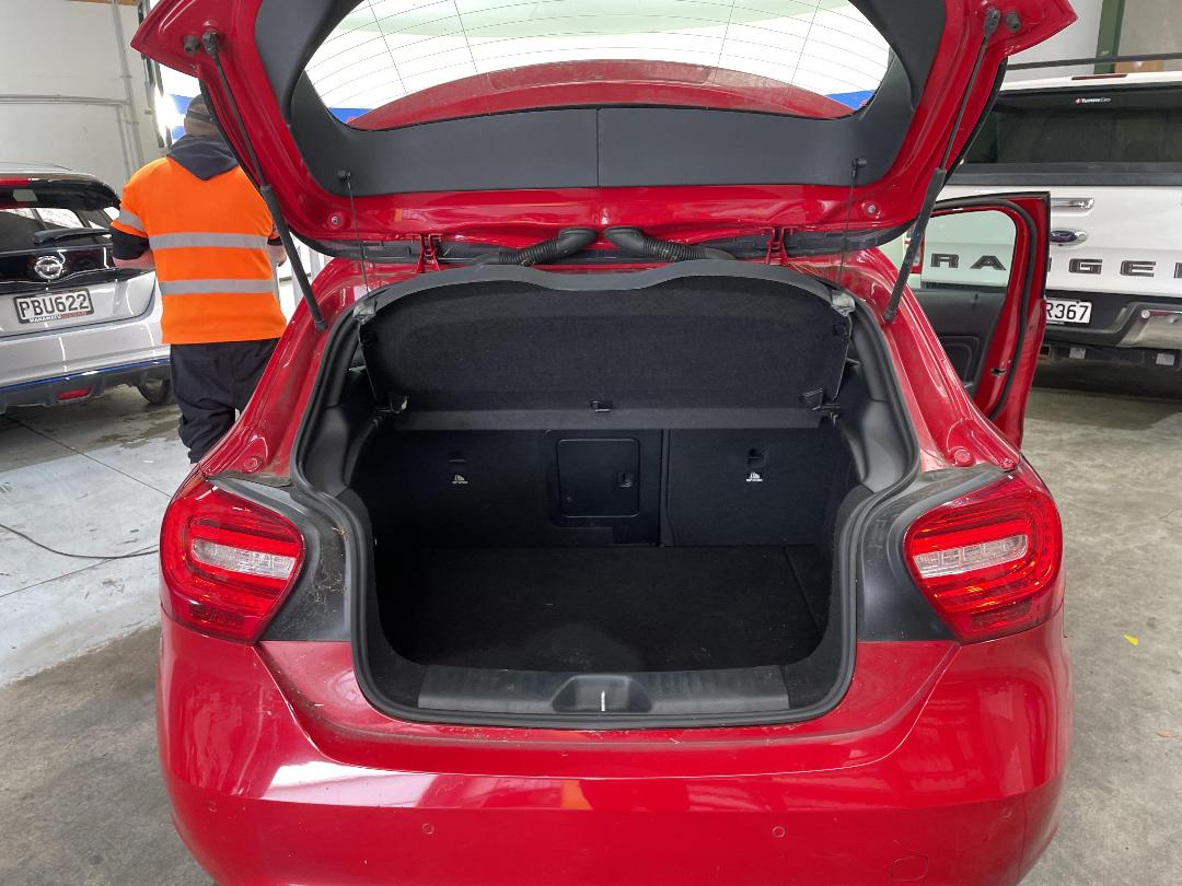 Photo '13' of Mercedes-Benz A180