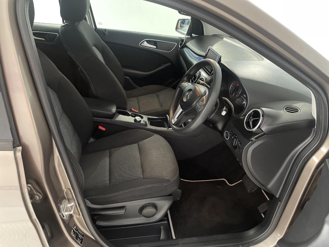 Photo '16' of Mercedes-Benz B-Class