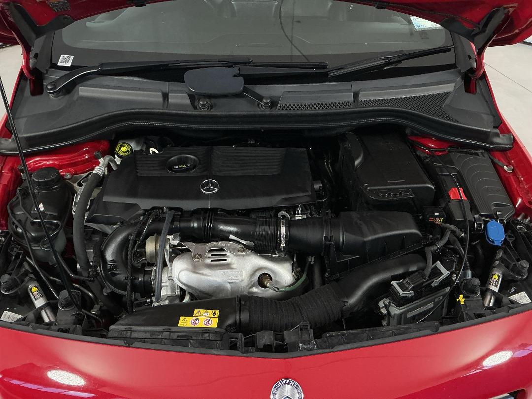 Photo '13' of Mercedes-Benz B-Class