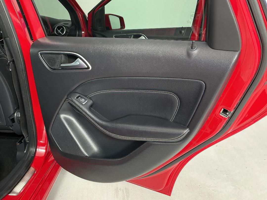 Photo '19' of Mercedes-Benz B-Class