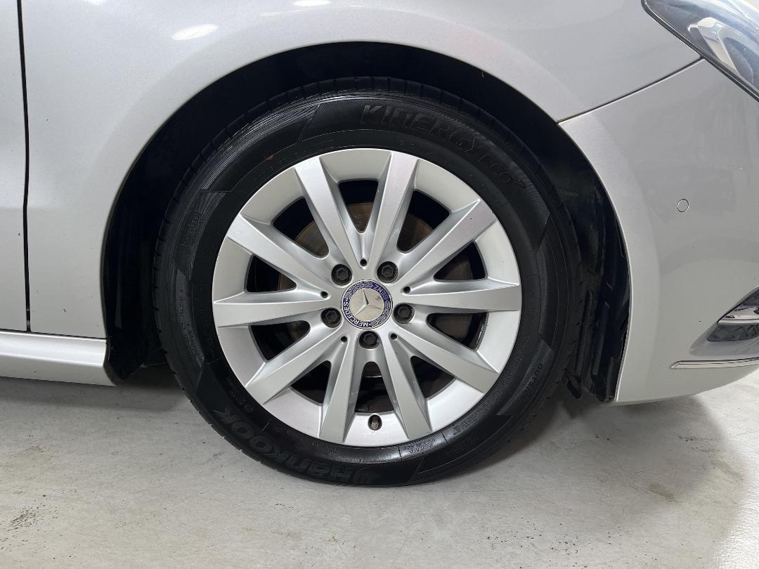 Photo '9' of Mercedes-Benz B180