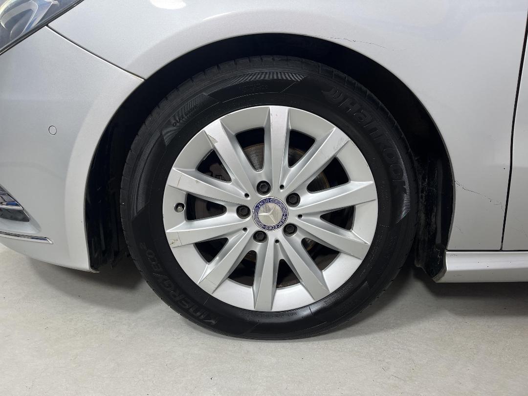 Photo '10' of Mercedes-Benz B180