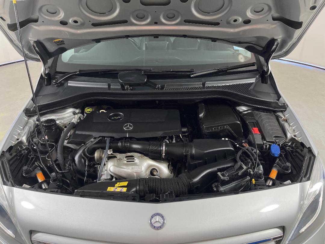 Photo '13' of Mercedes-Benz B180