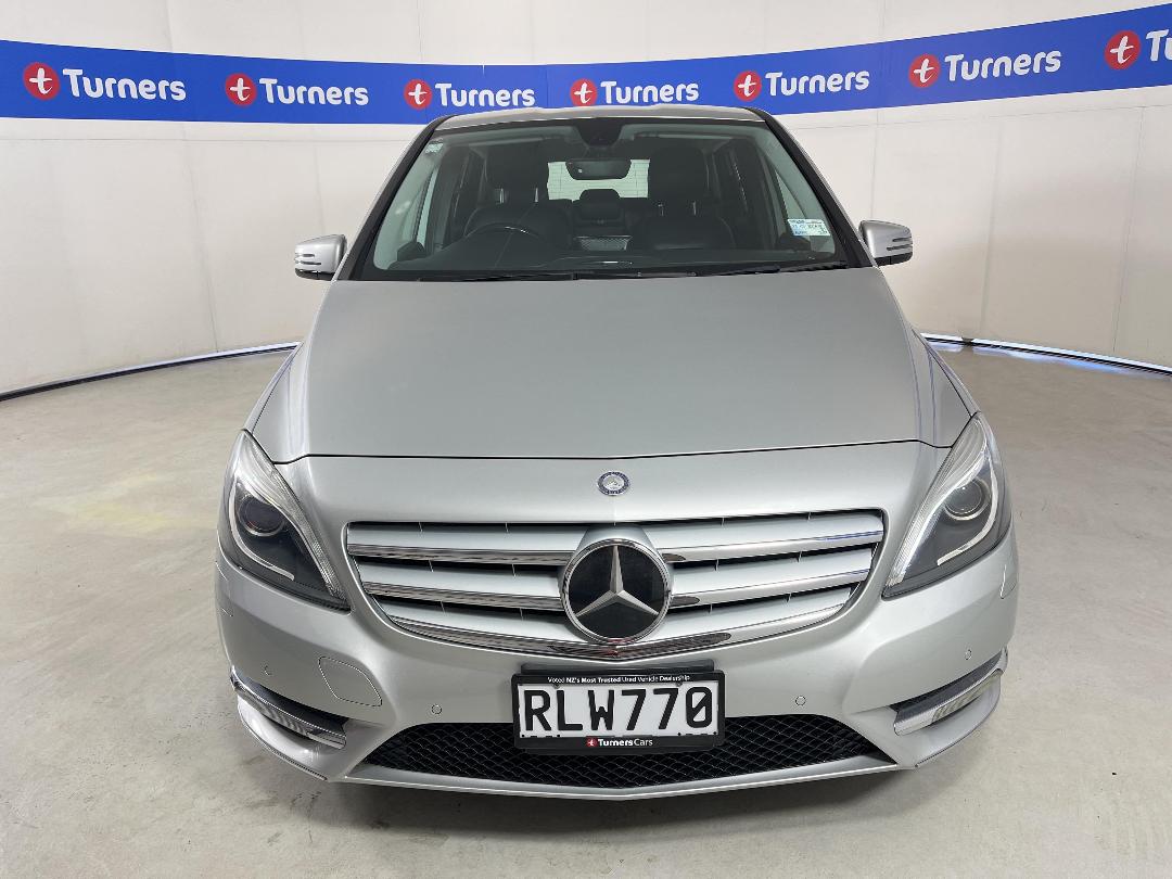 Photo '2' of Mercedes-Benz B180