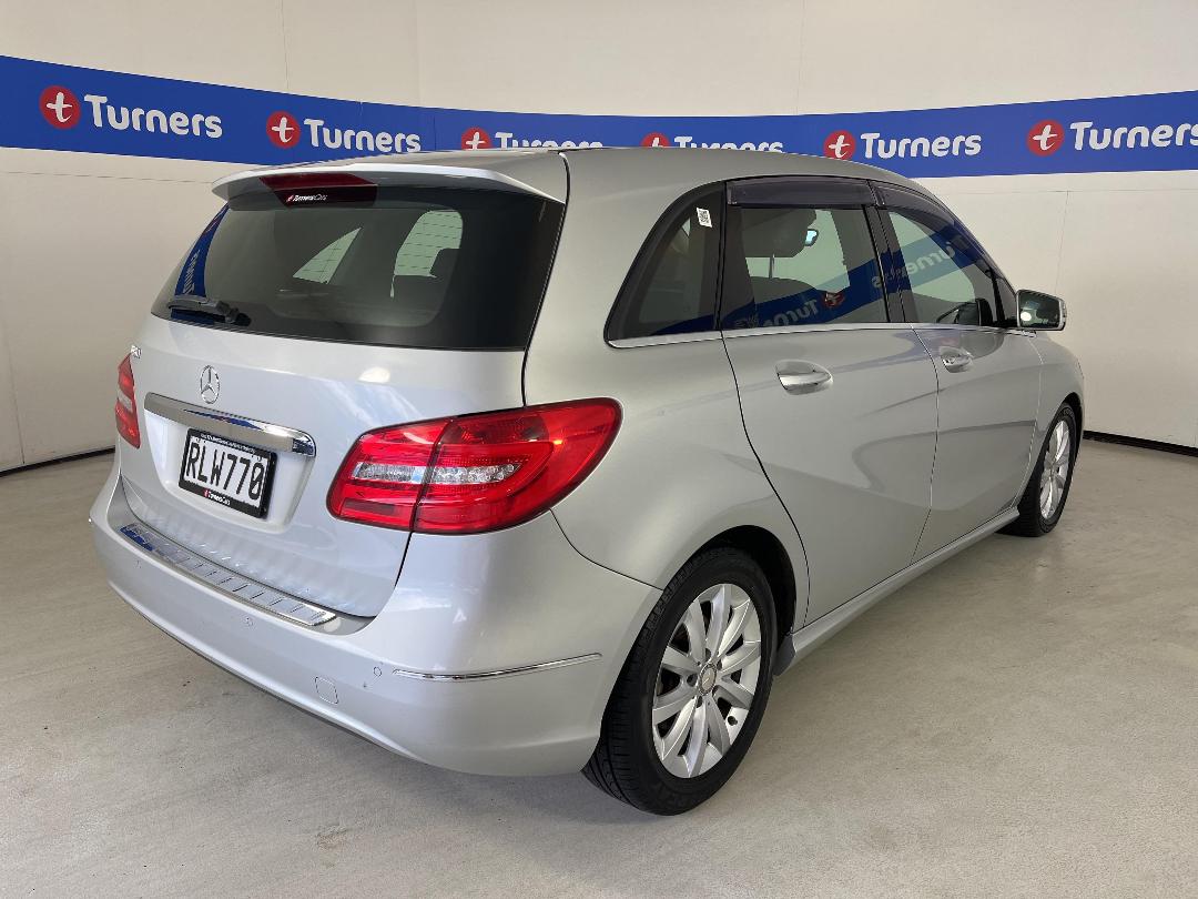 Photo '7' of Mercedes-Benz B180