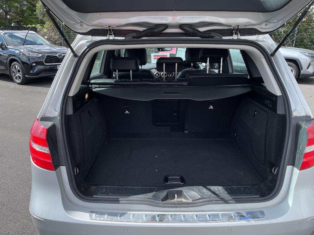 Photo '7' of Mercedes-Benz B180 Photo '7' of Mercedes-Benz B180