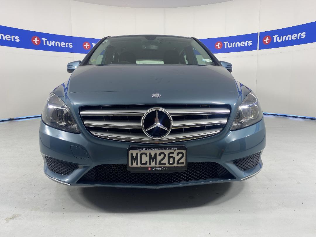 Photo '2' of Mercedes-Benz B180 Photo '2' of Mercedes-Benz B180