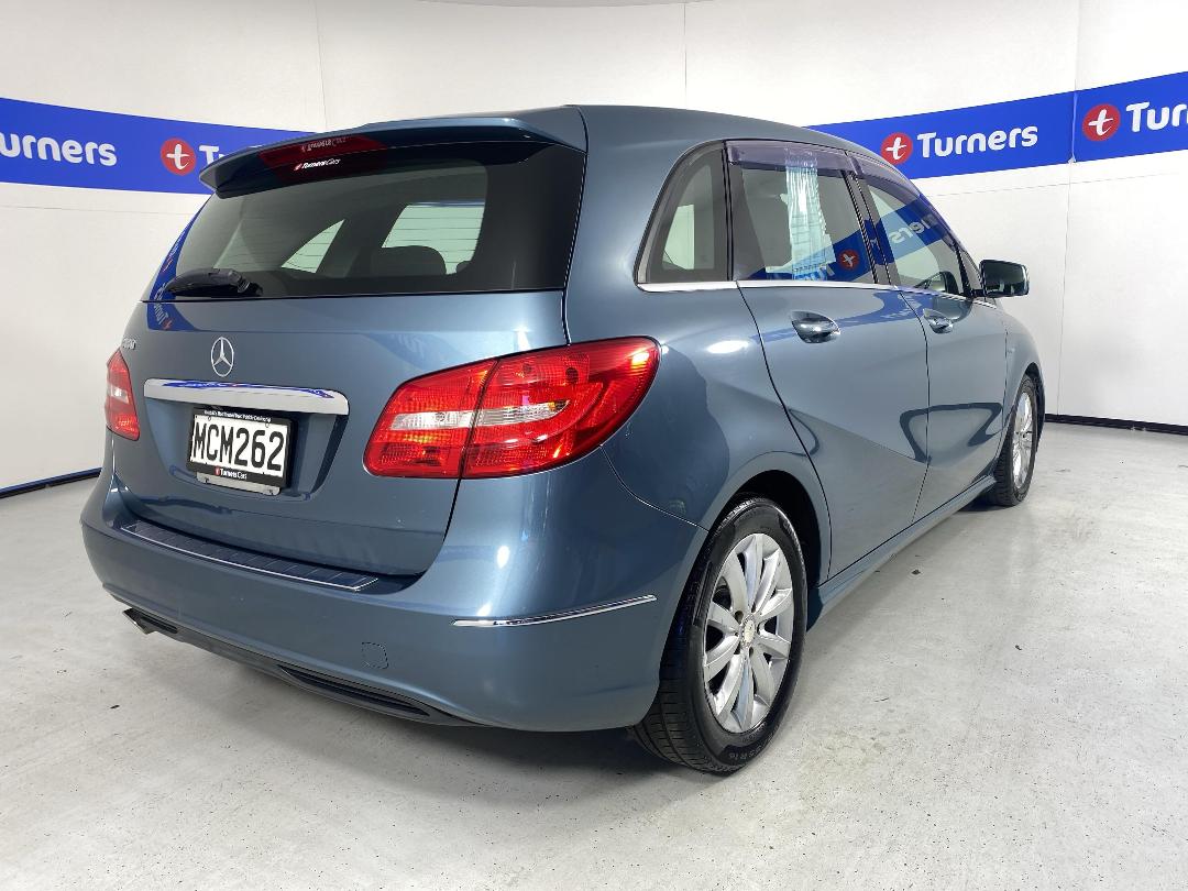 Photo '7' of Mercedes-Benz B180 Photo '7' of Mercedes-Benz B180