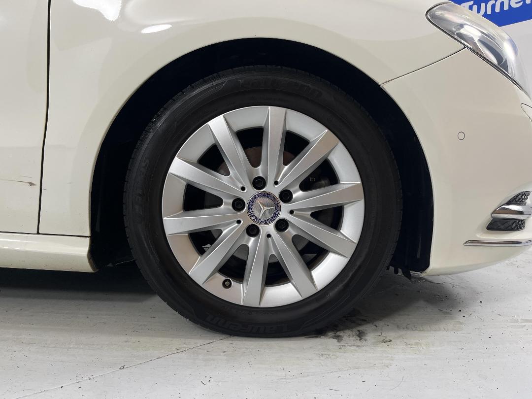 Photo '9' of Mercedes-Benz B180