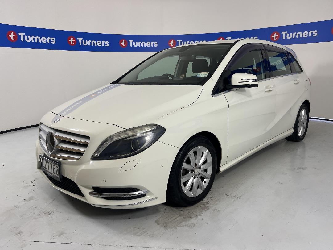 Photo '4' of Mercedes-Benz B180