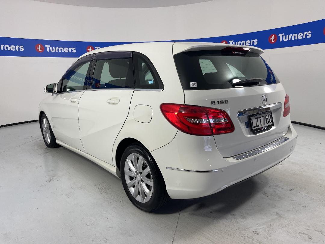 Photo '5' of Mercedes-Benz B180