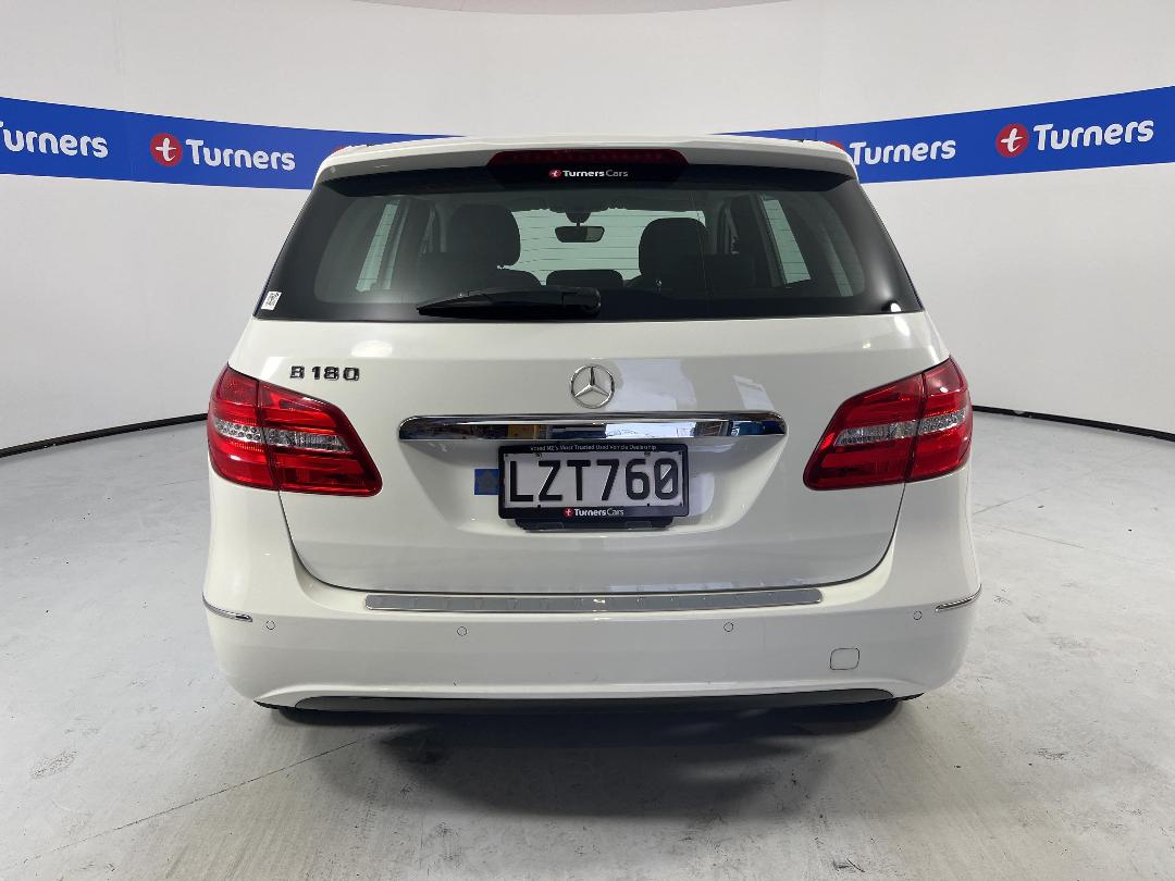 Photo '6' of Mercedes-Benz B180