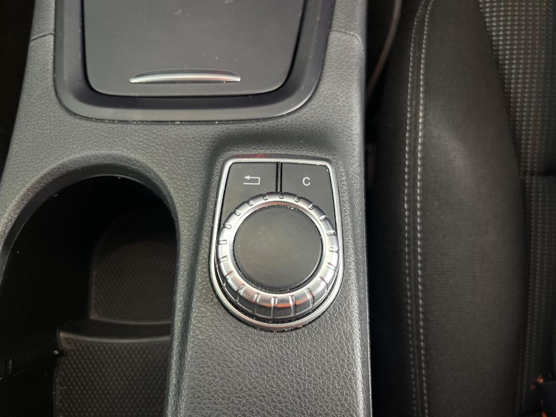 Photo '28' of Mercedes-Benz B180