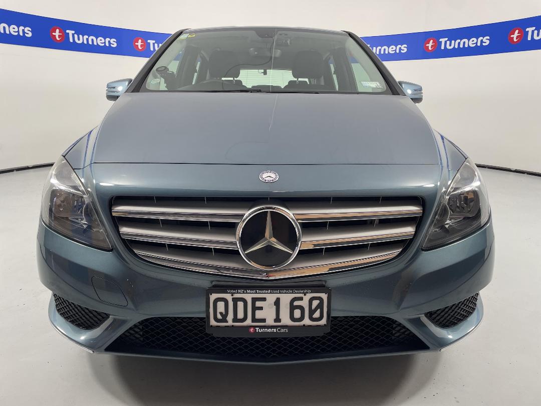 Photo '2' of Mercedes-Benz B180