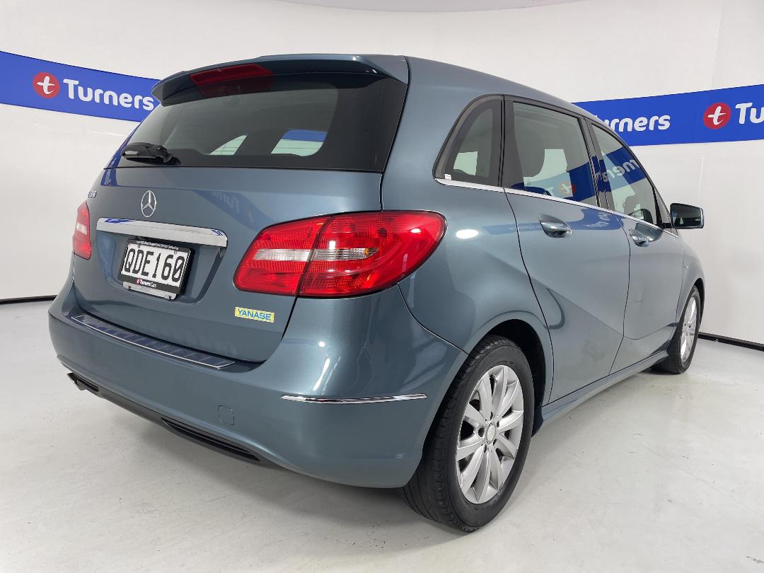 Photo '7' of Mercedes-Benz B180