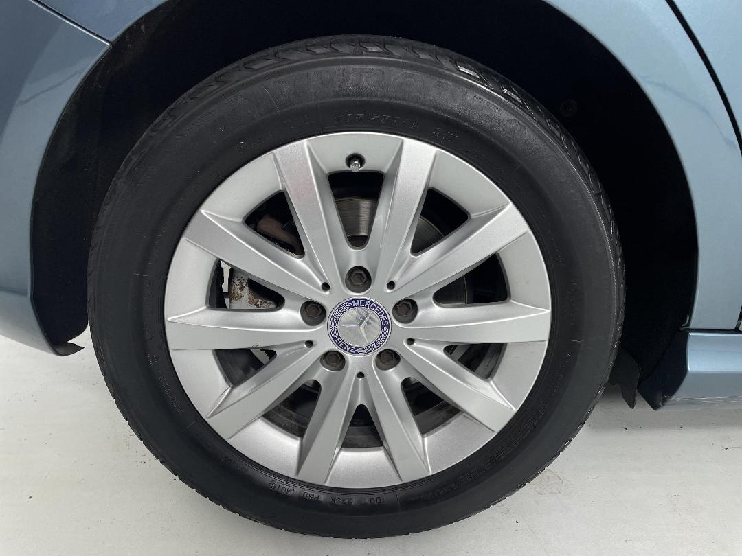 Photo '12' of Mercedes-Benz B180