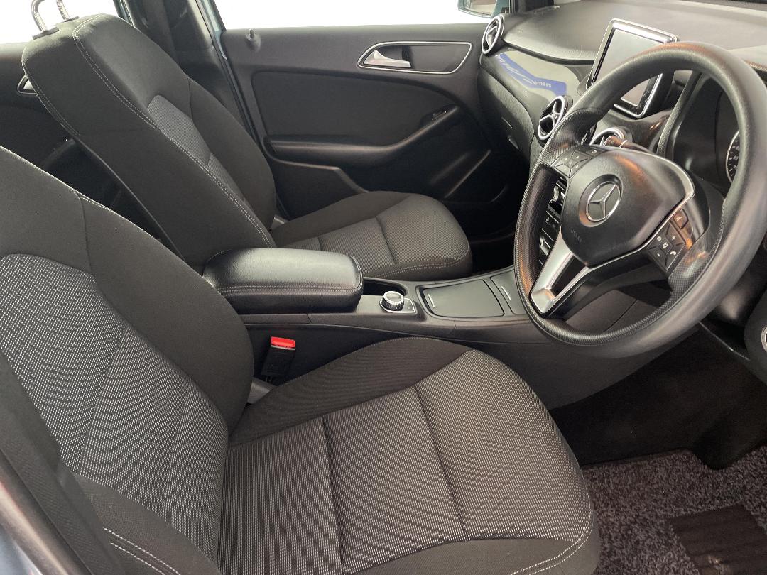 Photo '16' of Mercedes-Benz B180