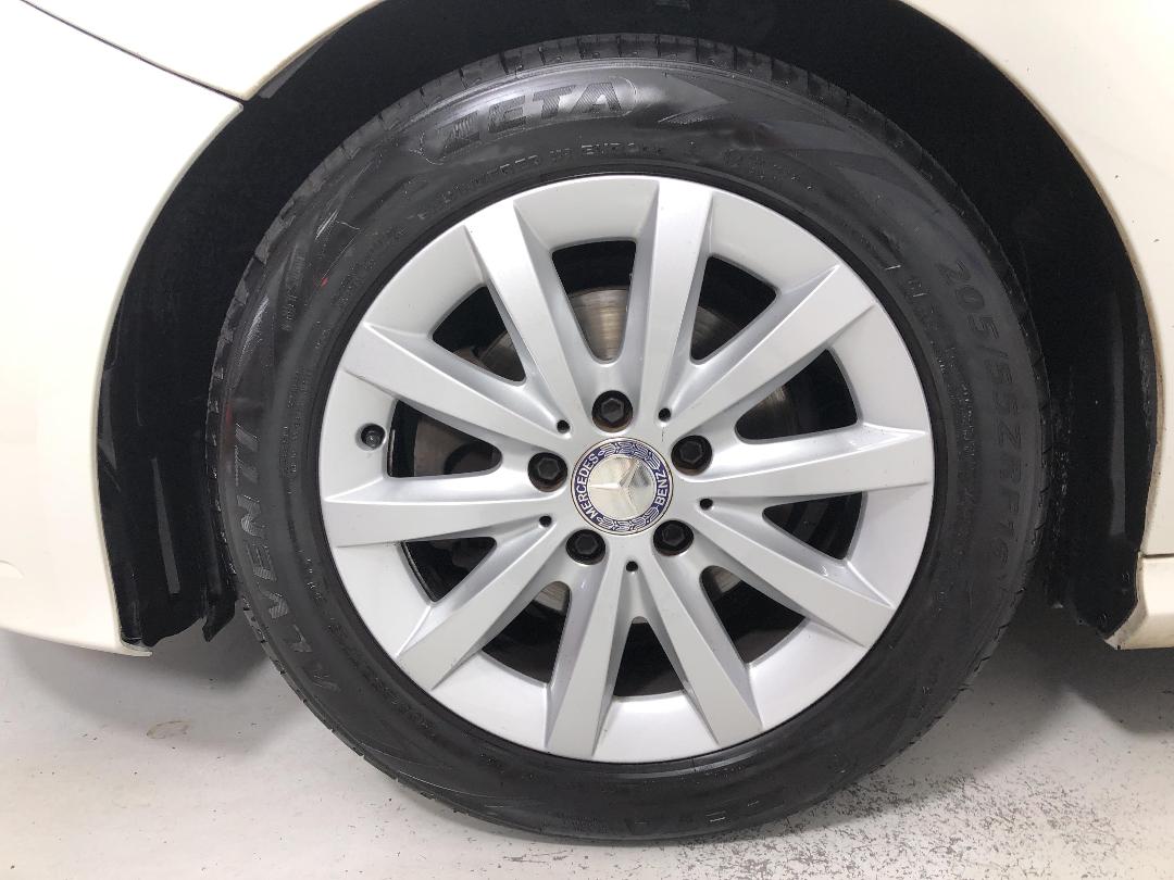 Photo '10' of Mercedes-Benz B180