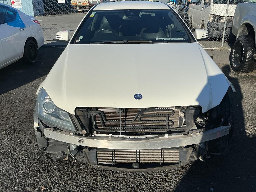 Photo '2' of Mercedes-Benz C-Class C180 Coupe