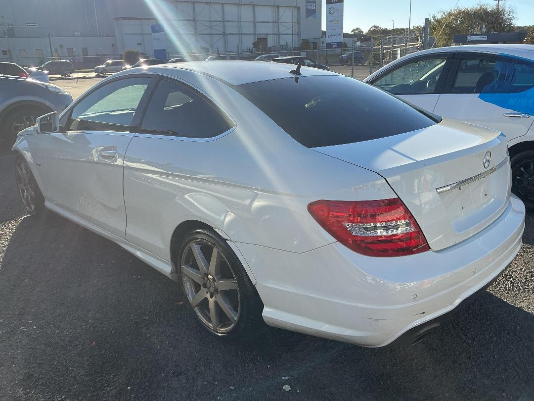 Photo '4' of Mercedes-Benz C-Class C180 Coupe